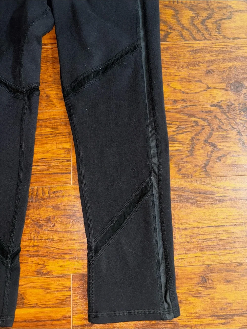 ALO Yoga Continuity Capri Black Mesh Crop Leggings High-Waisted Sheer Panels